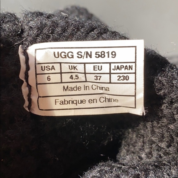 UGG Boots - Picture 6 of 6